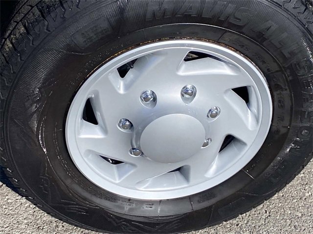 Used 2014 Ford E-350 and Econoline 350 Super Duty w/ Power Windows & Locks Group image 20