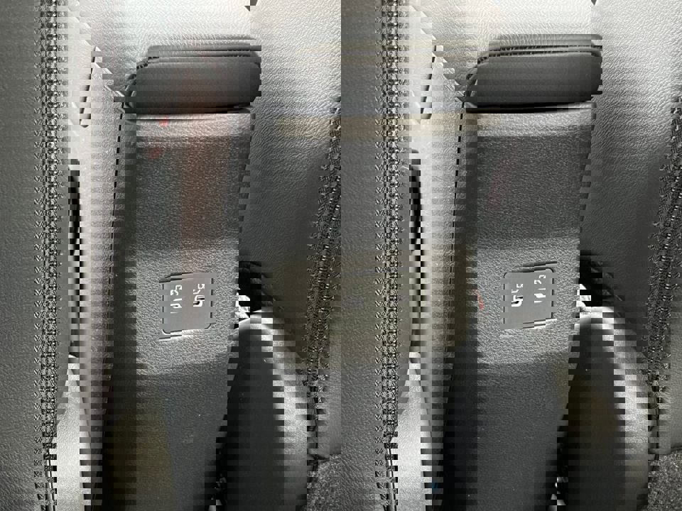 New 2026 Nissan Kicks SR w/ SR Premium Package image 33