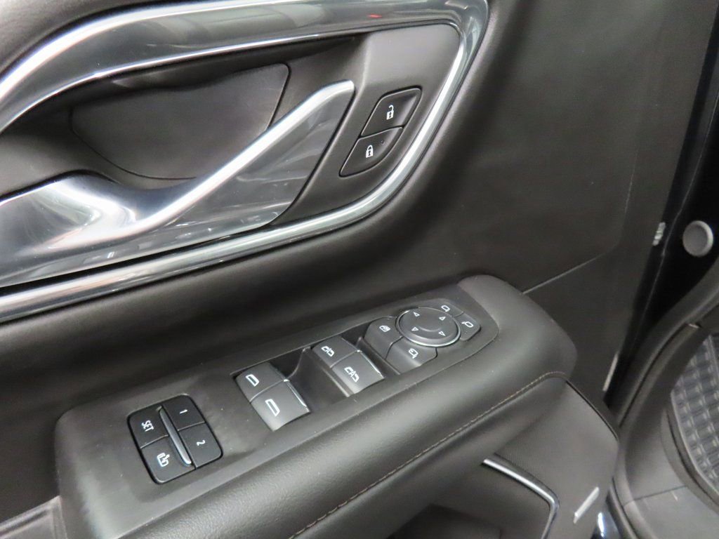 Used 2024 Chevrolet Suburban High Country AWD/4WD image 60