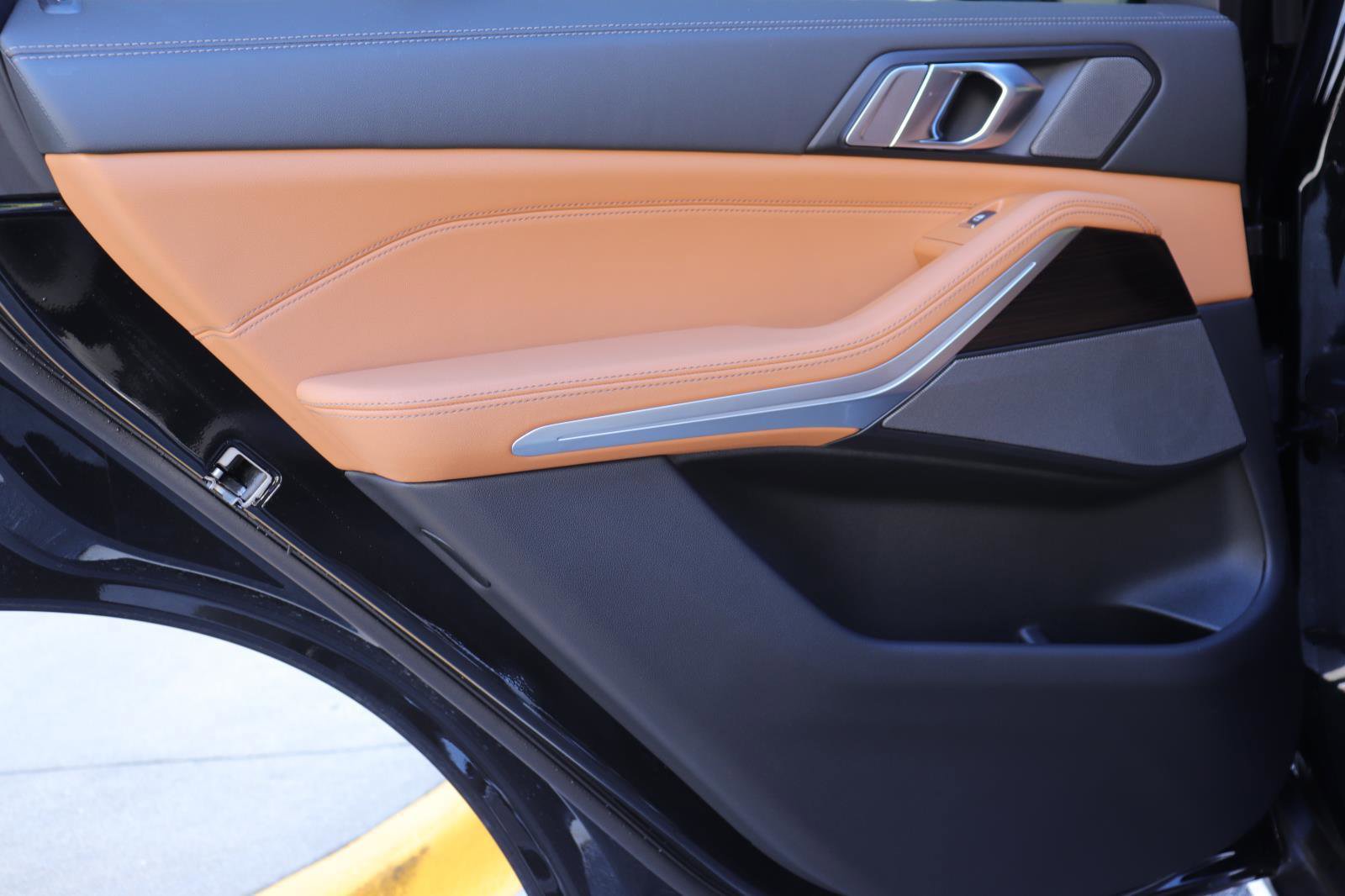 Used 2026 BMW X5 sDrive40i image 11