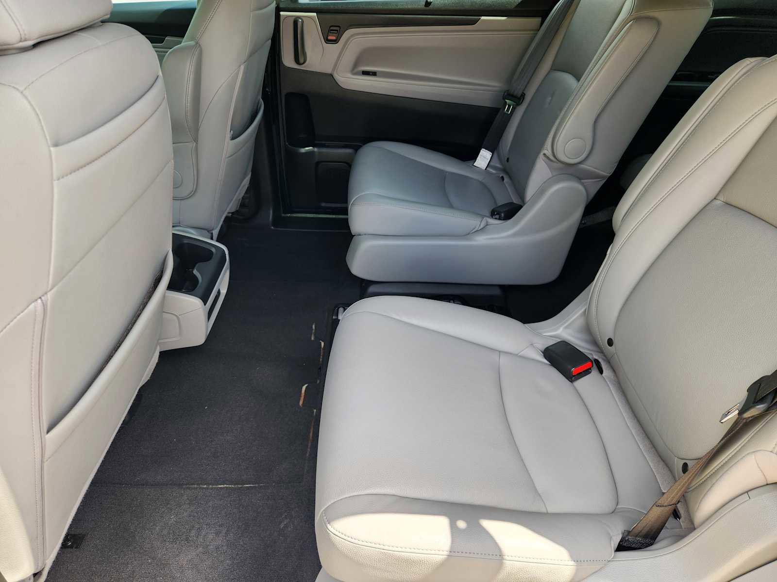 Used 2018 Honda Odyssey Touring image 31