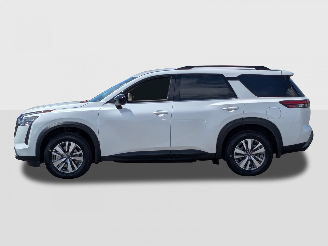 New 2026 Nissan Pathfinder SL FWD image 2