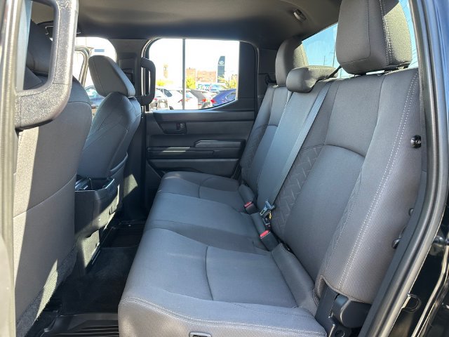Certified 2025 Toyota Tacoma SR5 AWD/4WD image 24
