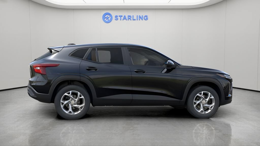 New 2026 Chevrolet Trax LS w/ LS Convenience Package FWD image 4