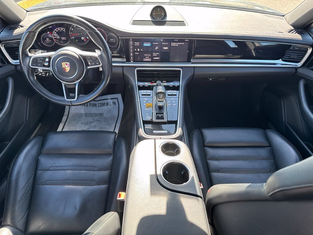 Used 2017 Porsche Panamera 4 AWD/4WD image 31