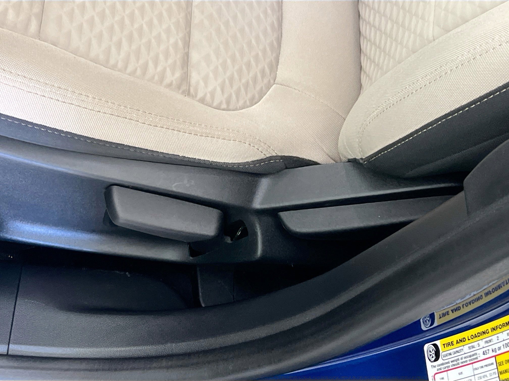 Used 2022 Ford Escape SE image 15