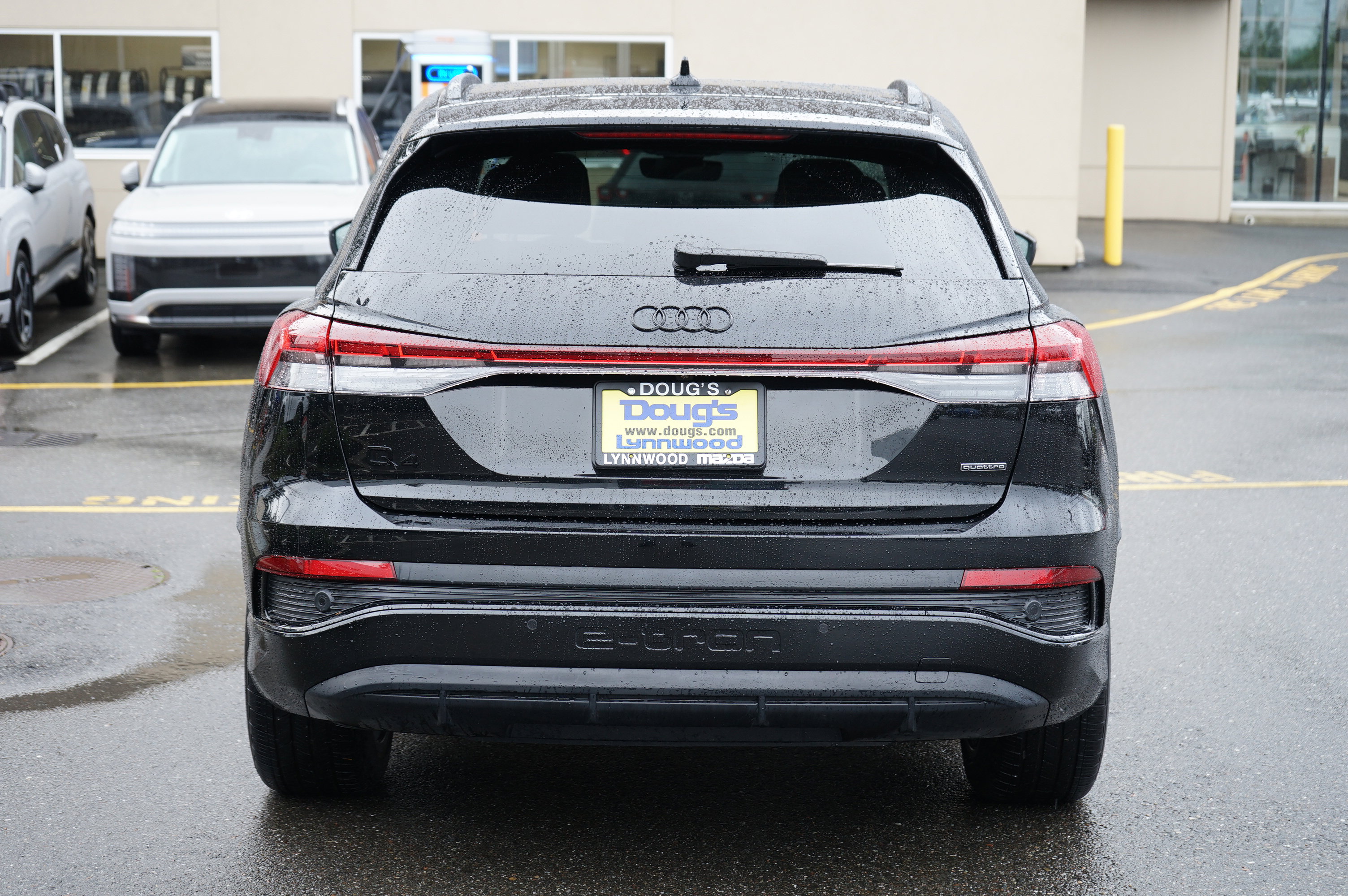 Used 2024 Audi Q4 e-tron Premium Plus w/ Premium Plus AWD/4WD image 6