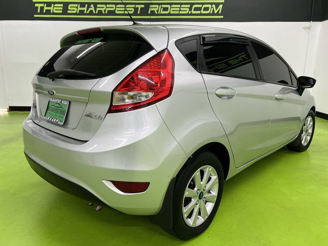 Used 2011 Ford Fiesta SE w/ 203A Rapid Spec Order Code image 9