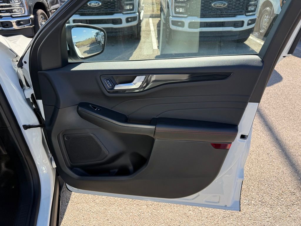New 2026 Ford Escape ST-Line Select w/ Tech Pack #1 image 17