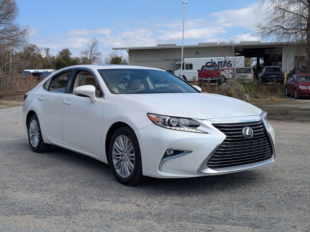 Used 2018 Lexus ES 350 350 w/ Accessory Package 2 image 3