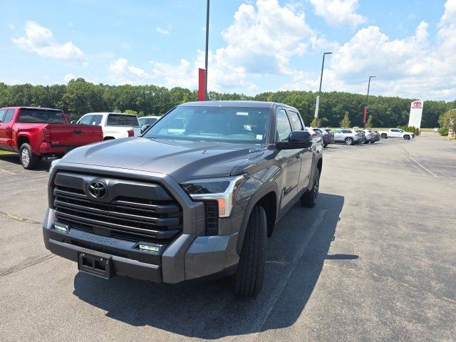 New 2025 Toyota Tundra 4x4 CrewMax Hybrid image 7