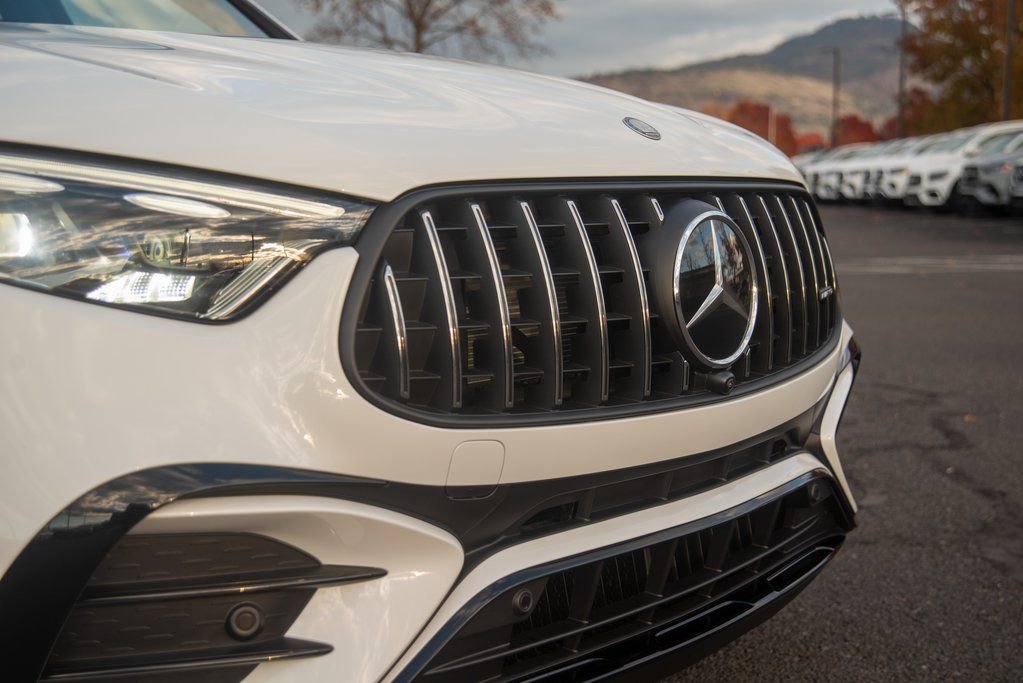 New 2025 Mercedes-Benz GLC 63 AMG S image 13