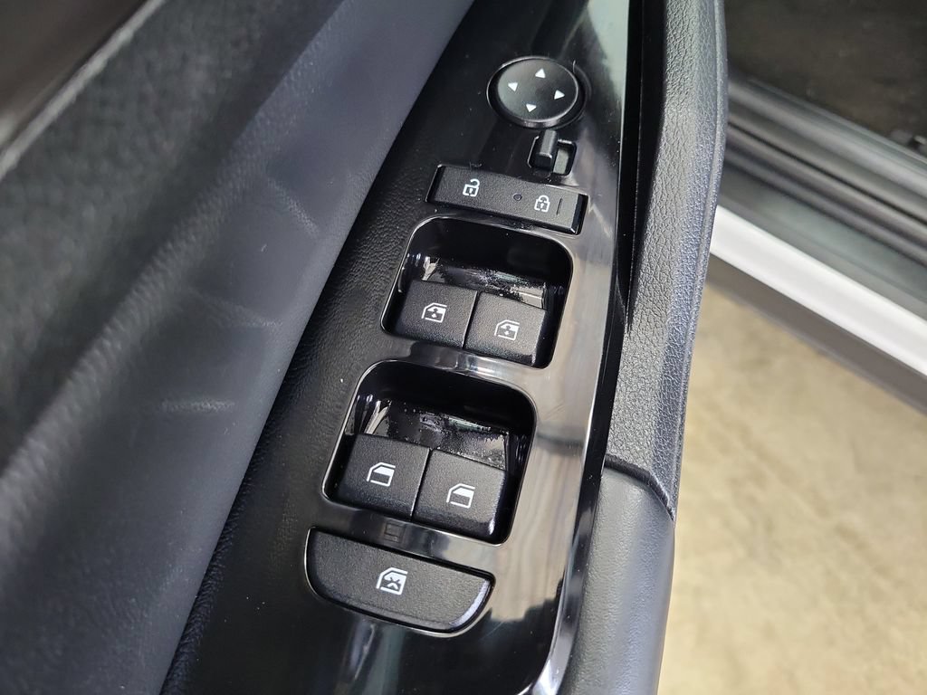 Used 2023 Kia Sportage EX FWD image 20