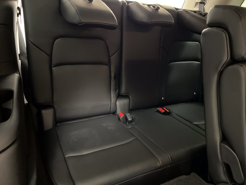 Used 2026 Nissan Pathfinder SL FWD image 35