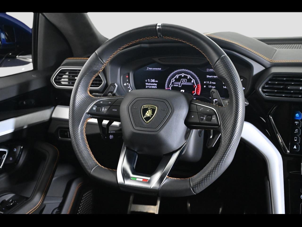 Used 2020 Lamborghini Urus AWD/4WD image 10