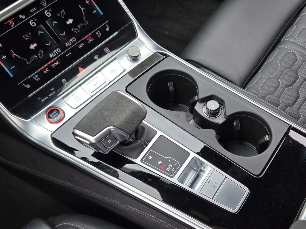 Used 2025 Audi RS 6 performance AWD/4WD image 24