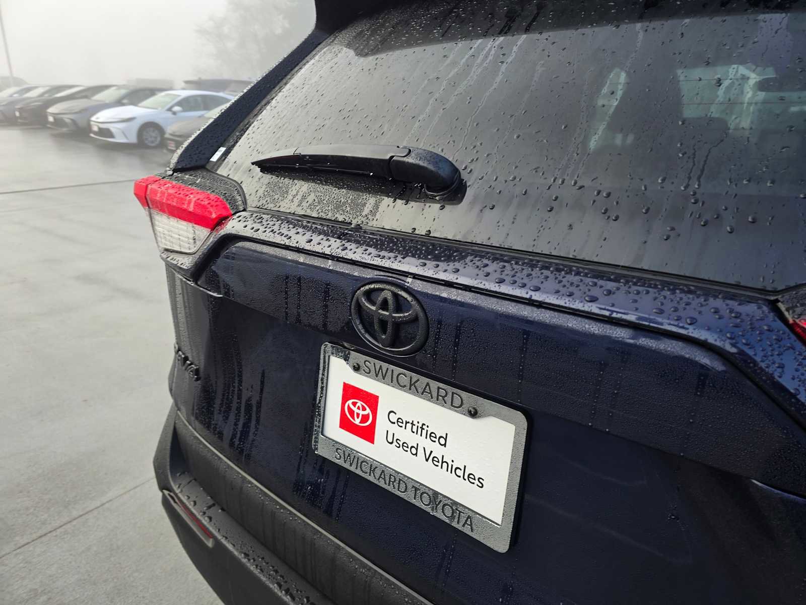 Used 2025 Toyota RAV4 XLE image 17