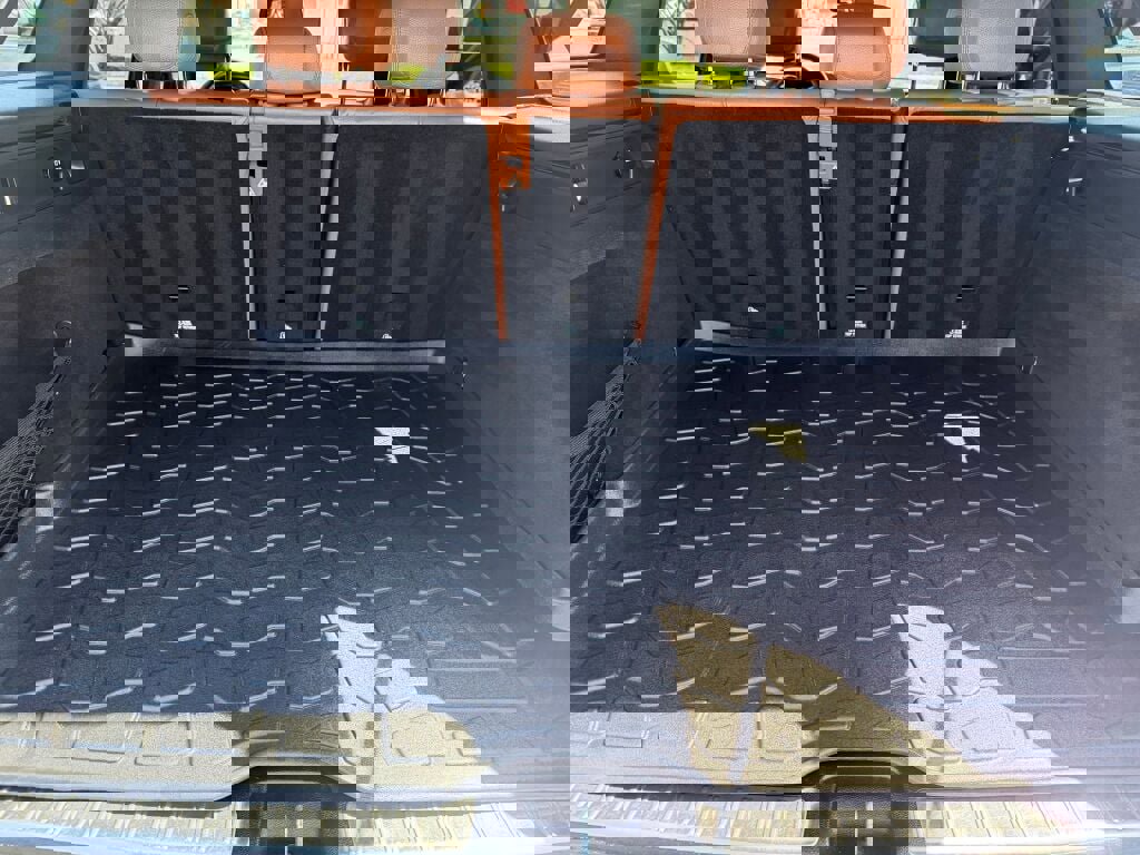 Used 2019 Mercedes-Benz GLC 43 AMG 4MATIC image 30