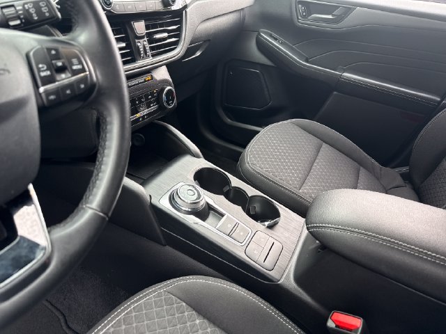 Used 2024 Ford Escape Active FWD image 23