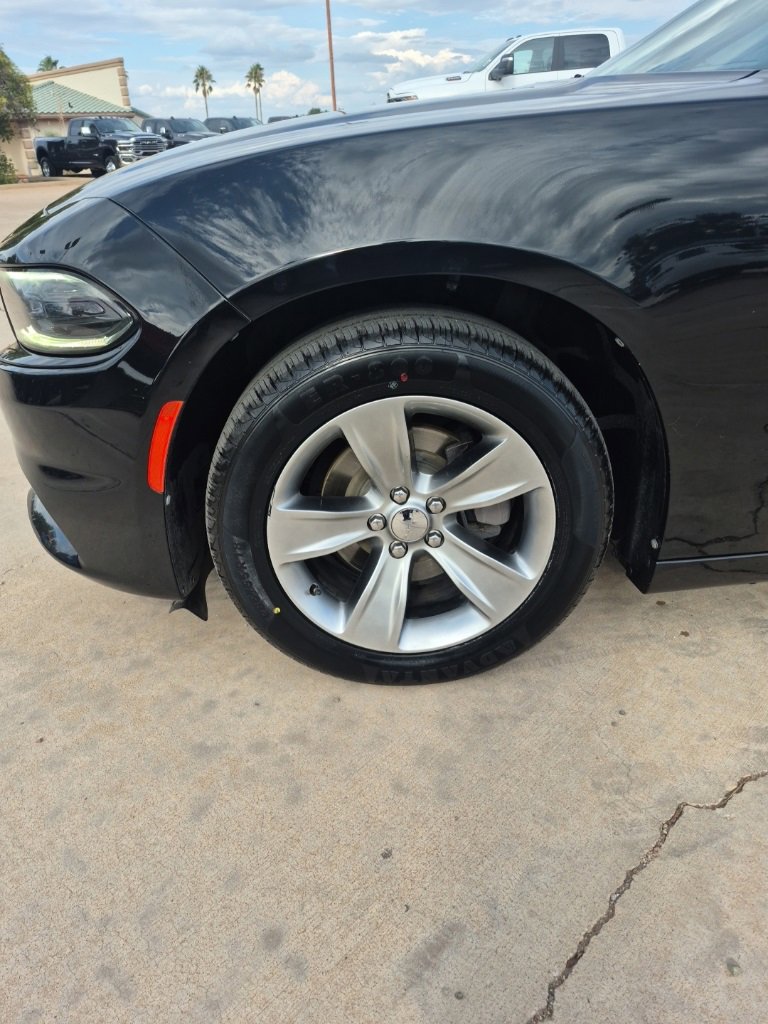 Certified 2018 Dodge Charger SXT Plus image 9