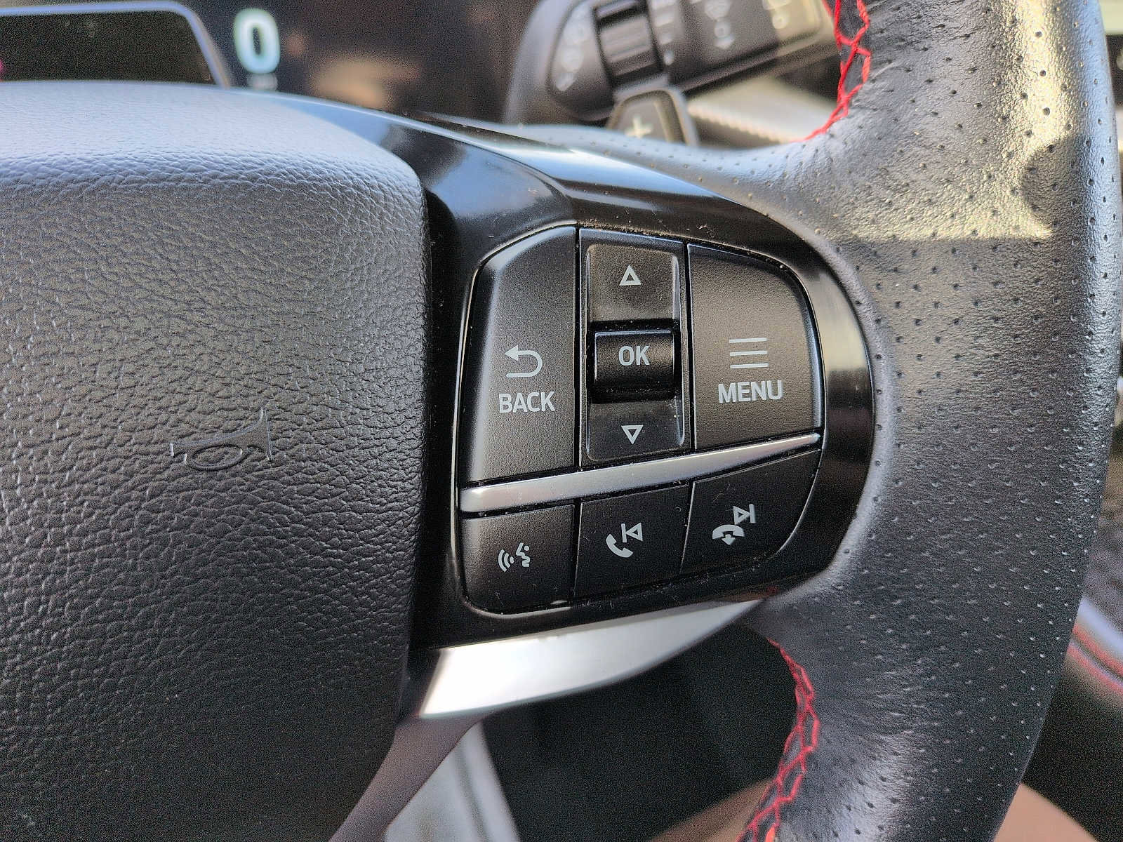 Used 2025 Ford Explorer ST image 20