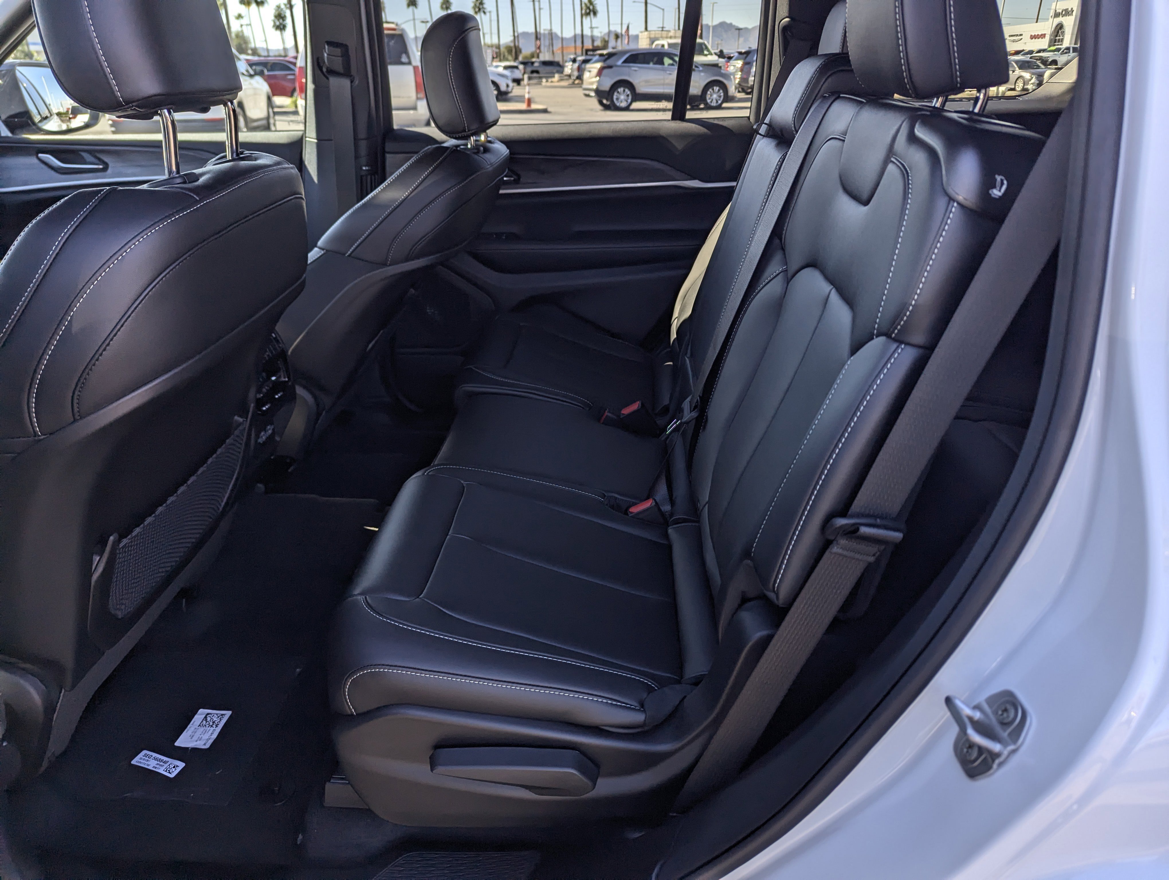 New 2025 Jeep Grand Cherokee L Limited image 8