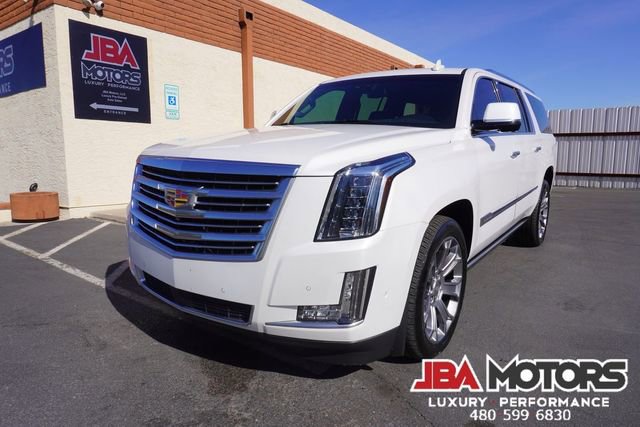 Used 2020 Cadillac Escalade ESV Platinum image 17