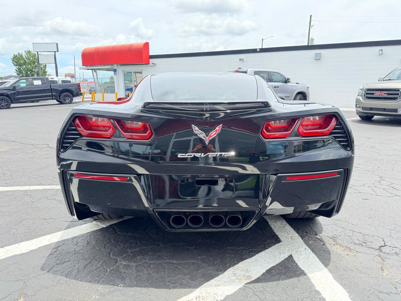 Used 2017 Chevrolet Corvette Stingray Coupe w/ 1LT RWD image 48