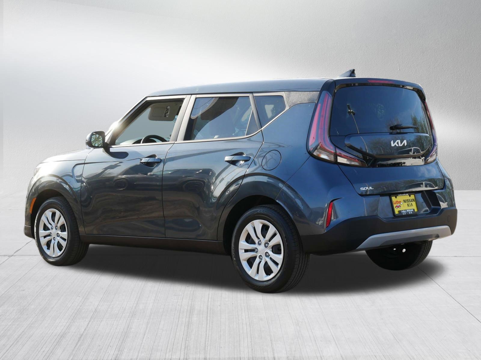 Certified 2025 Kia Soul LX FWD image 5
