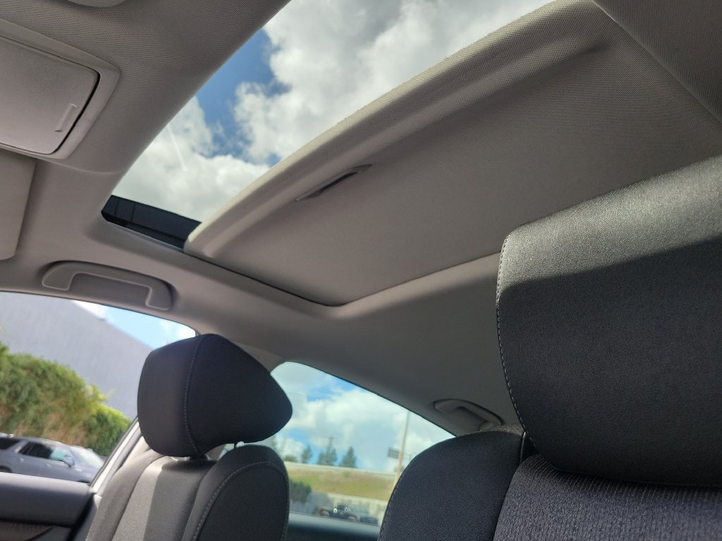 Used 2019 Honda Accord EX image 33