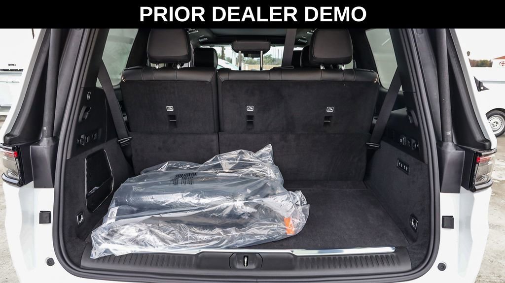 New 2025 Jeep Grand Wagoneer Series III w/ Quick Order Packagew 28T image 28