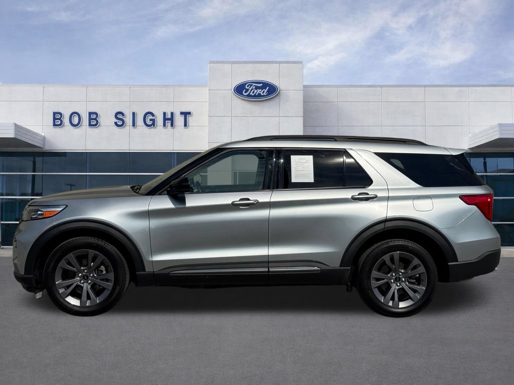 Used 2024 Ford Explorer XLT w/ Equipment Group 202A AWD/4WD image 41