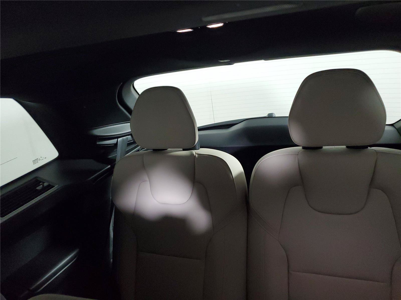 New 2026 Volvo XC90 B6 Plus w/ Protection Package Premier AWD/4WD image 14