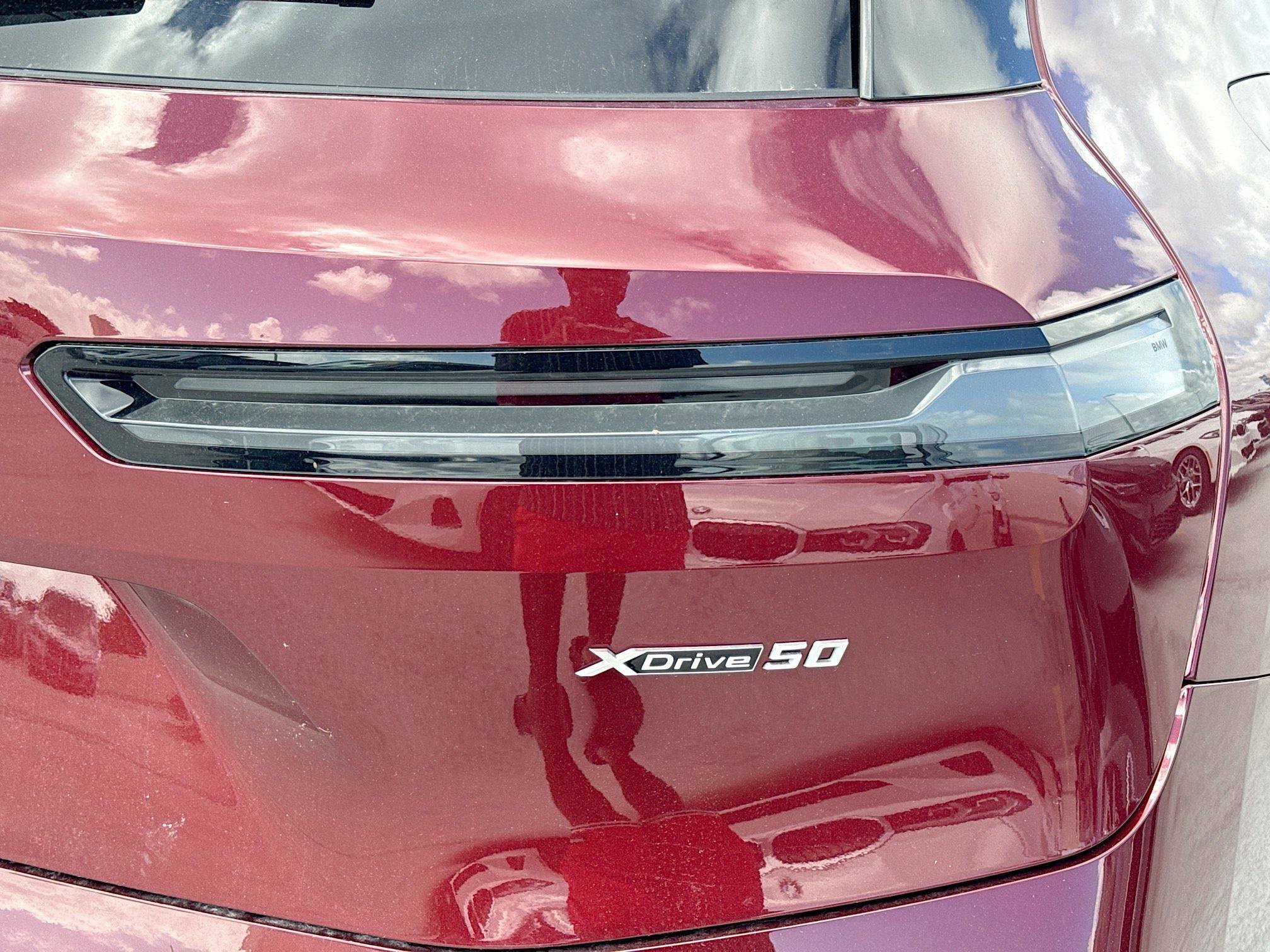 New 2025 BMW iX xDrive50 image 30