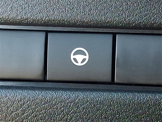 Used 2022 Nissan Rogue SV image 25