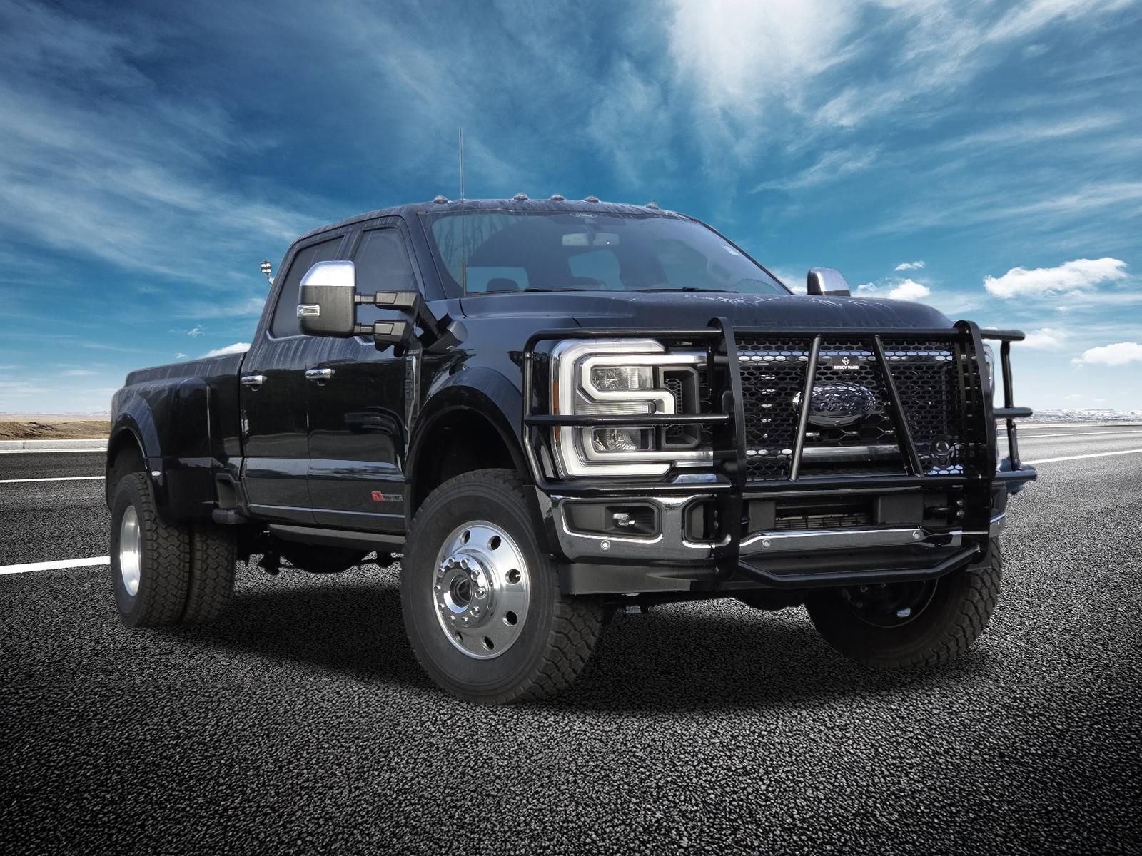 Used 2025 Ford F450 King Ranch w/ Chrome Package image 2