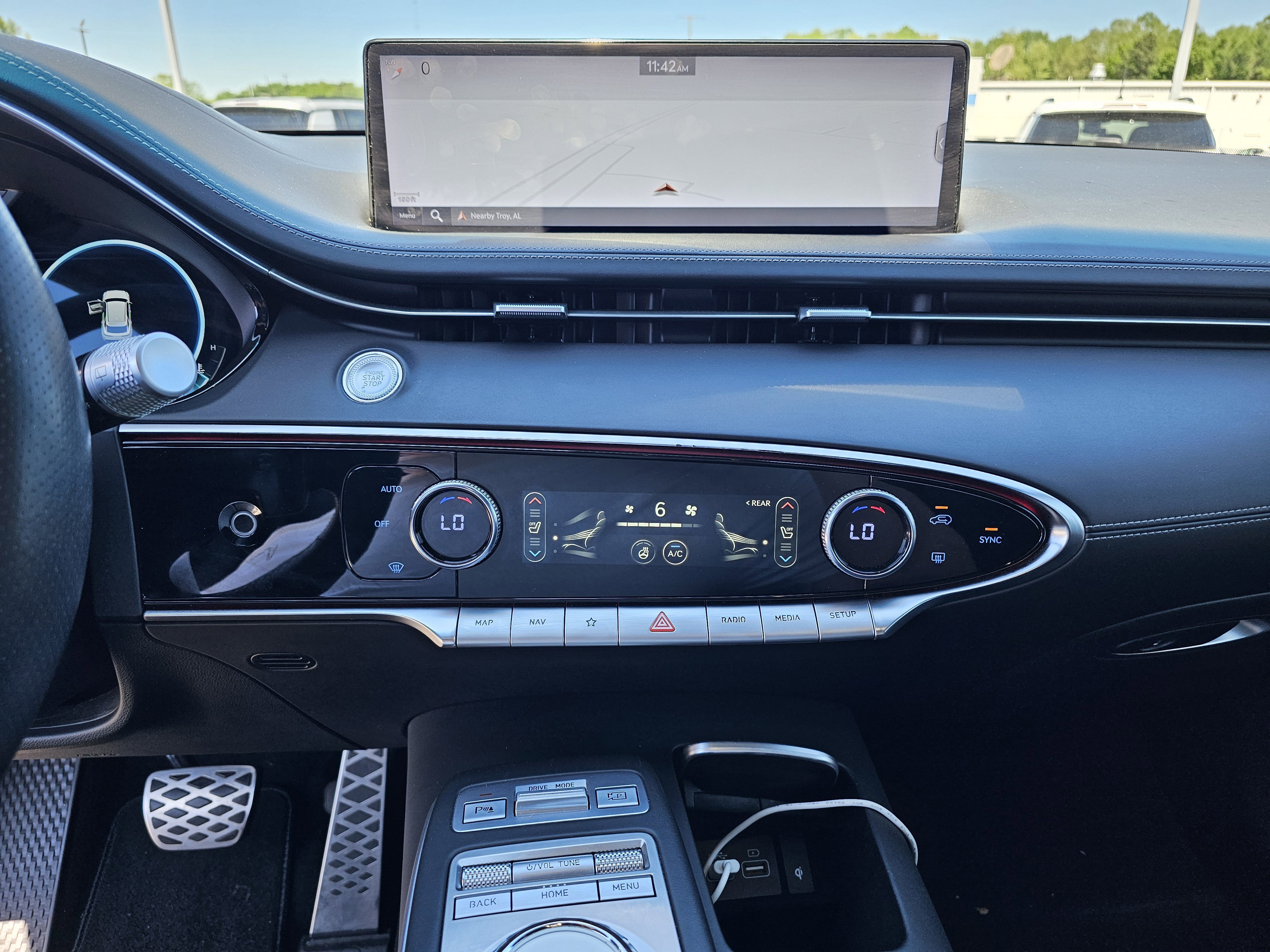 Used 2022 Genesis GV70 3.5T Sport w/ Sport Prestige Package image 24