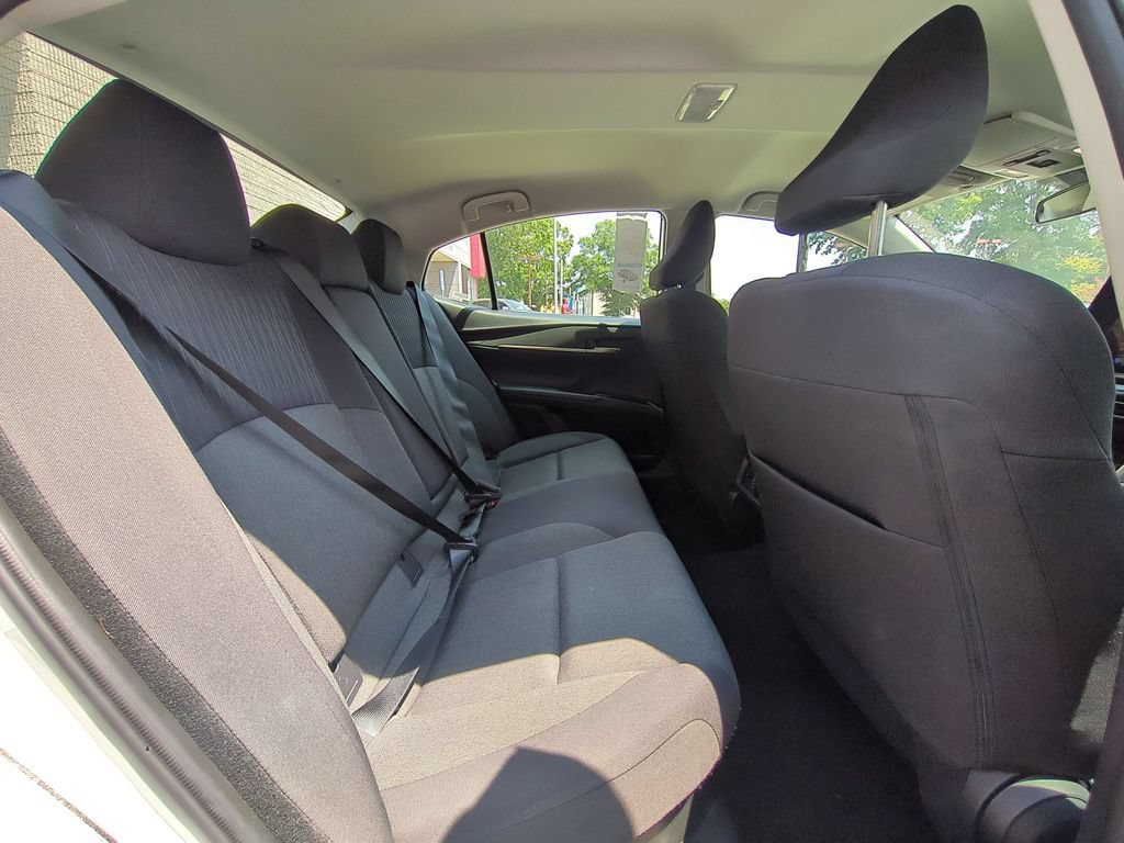 Used 2025 Toyota Camry LE FWD image 30
