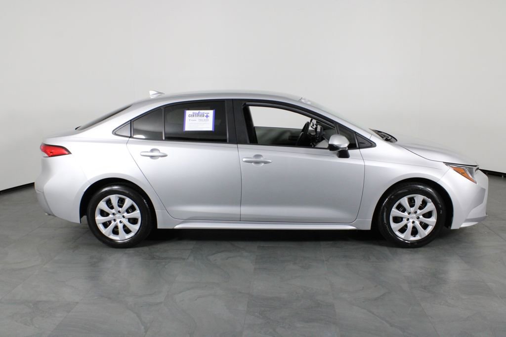 Used 2022 Toyota Corolla LE image 13
