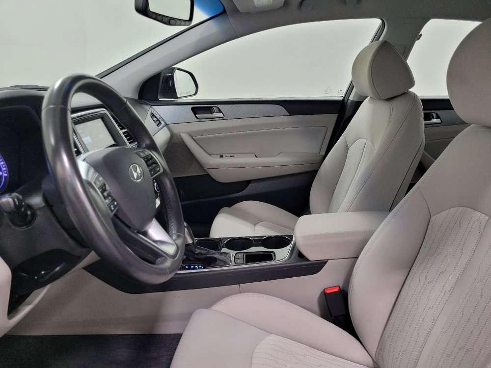 Used 2019 Hyundai Sonata Plug-In Hybrid image 17