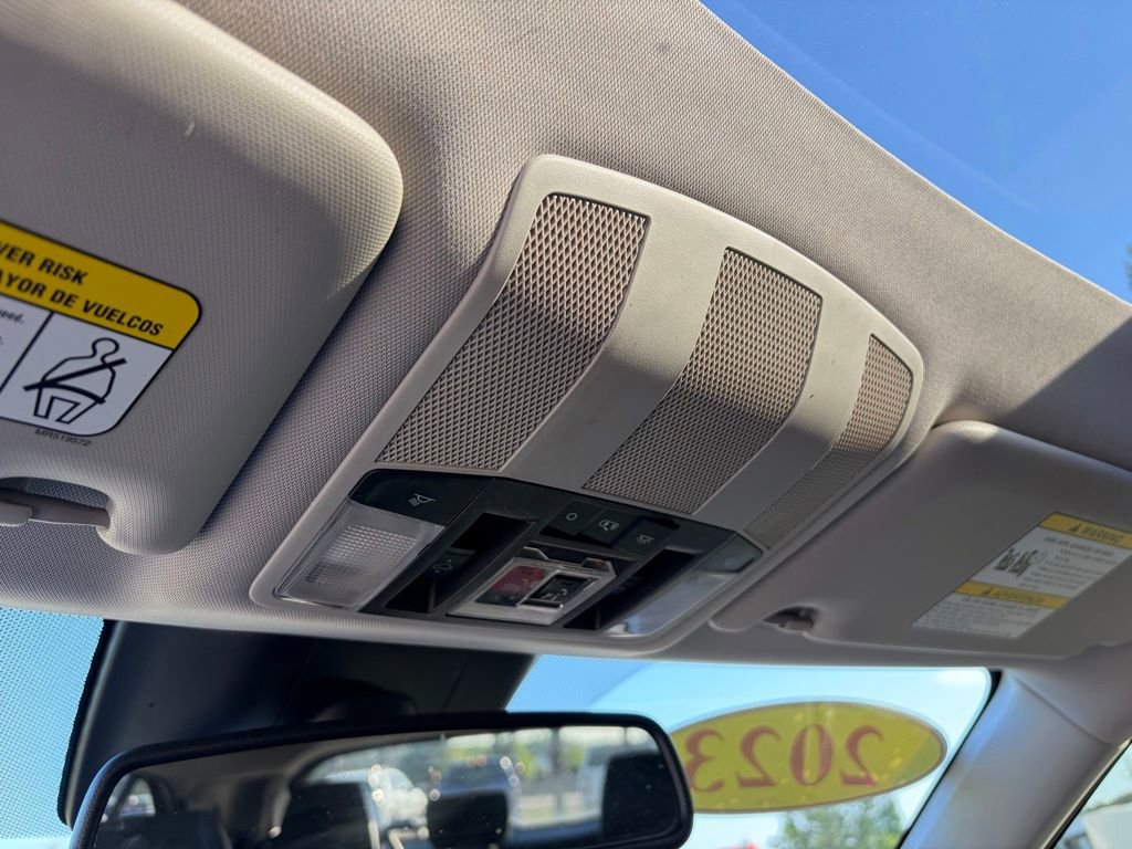 Used 2023 Mitsubishi Eclipse Cross SE image 25