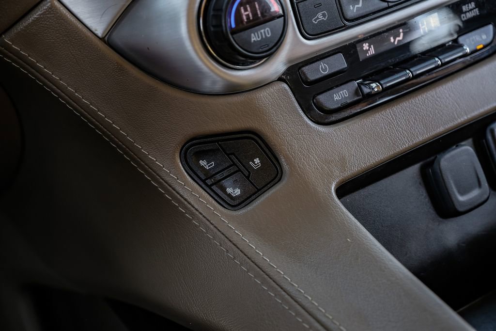 Used 2019 GMC Yukon SLT image 25