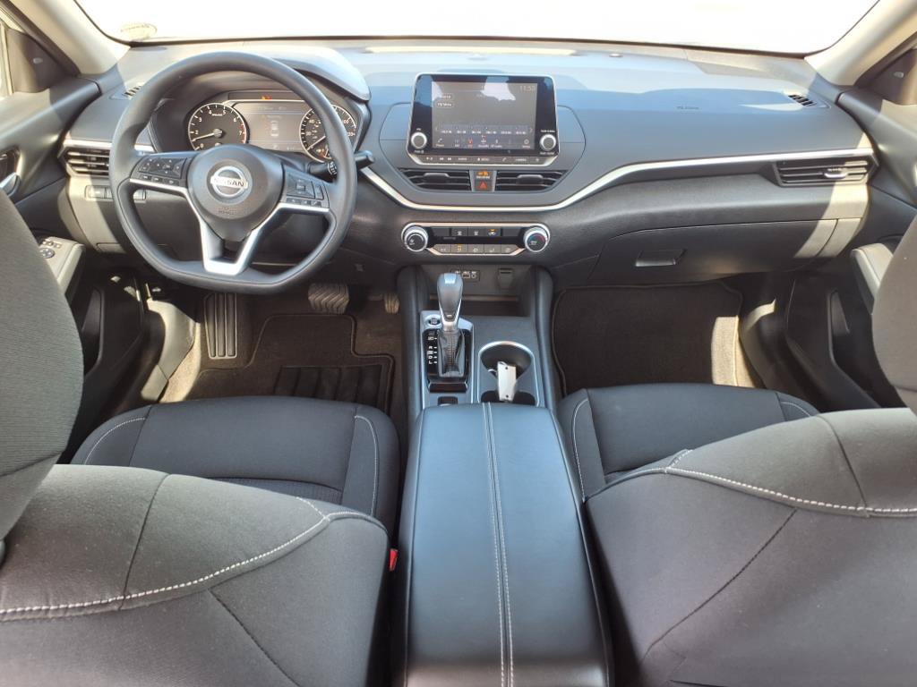 Used 2022 Nissan Altima 2.5 SV AWD/4WD image 10