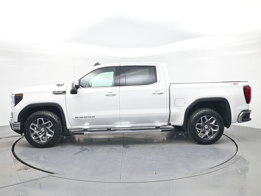 New 2026 GMC Sierra 1500 SLE image 3