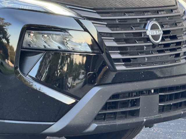 New 2026 Nissan Rogue SV AWD/4WD image 3