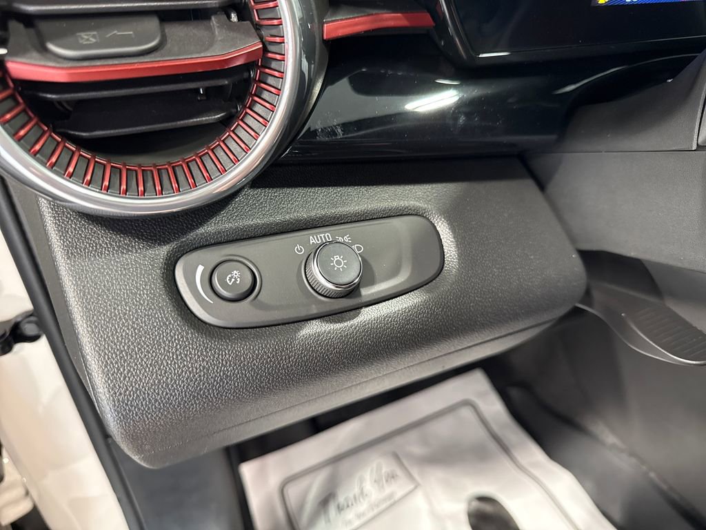 New 2026 Chevrolet Trax RS FWD image 11