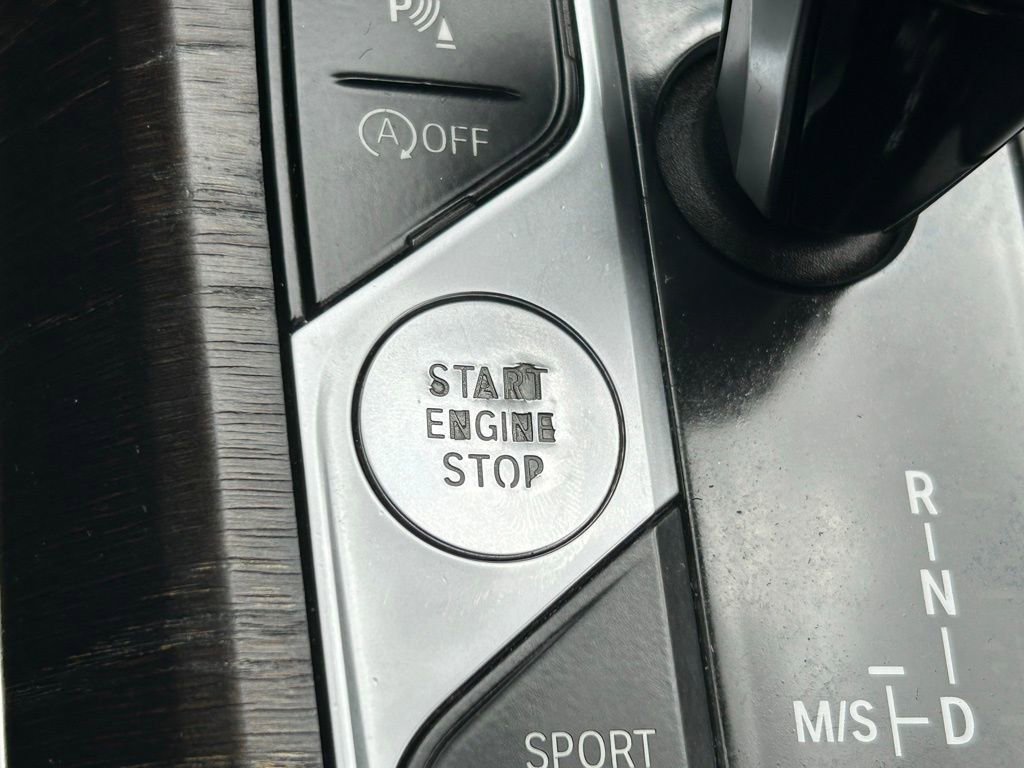 Used 2020 BMW 330i Sedan w/ Convenience Package image 49