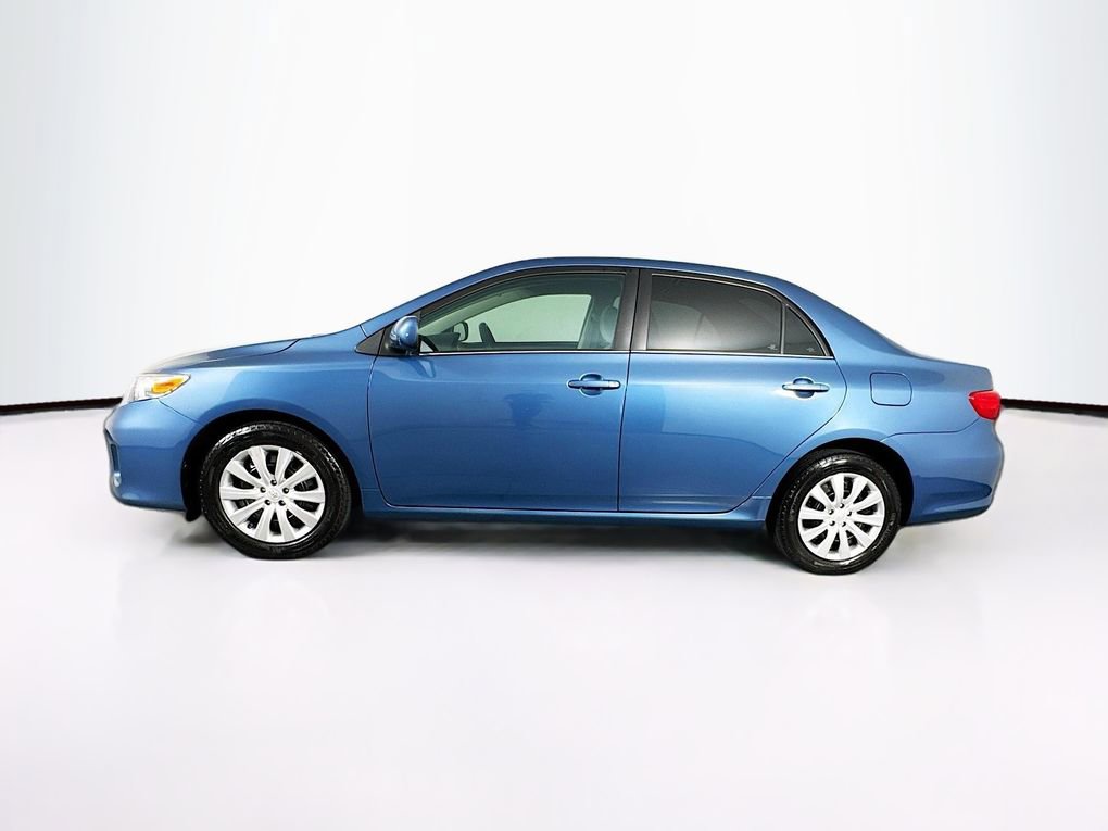 Used 2013 Toyota Corolla LE image 6