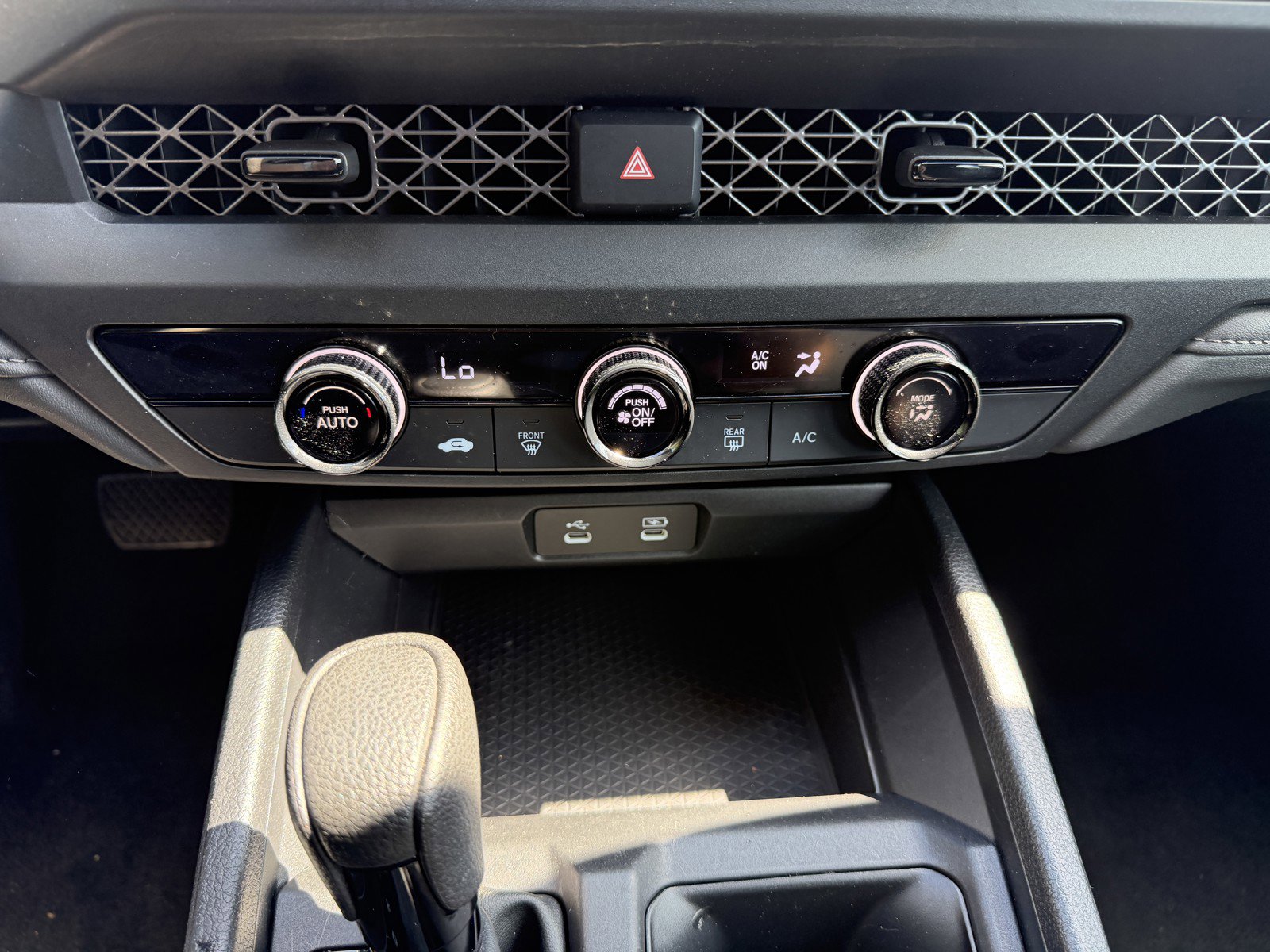 Used 2024 Honda Accord LX image 27