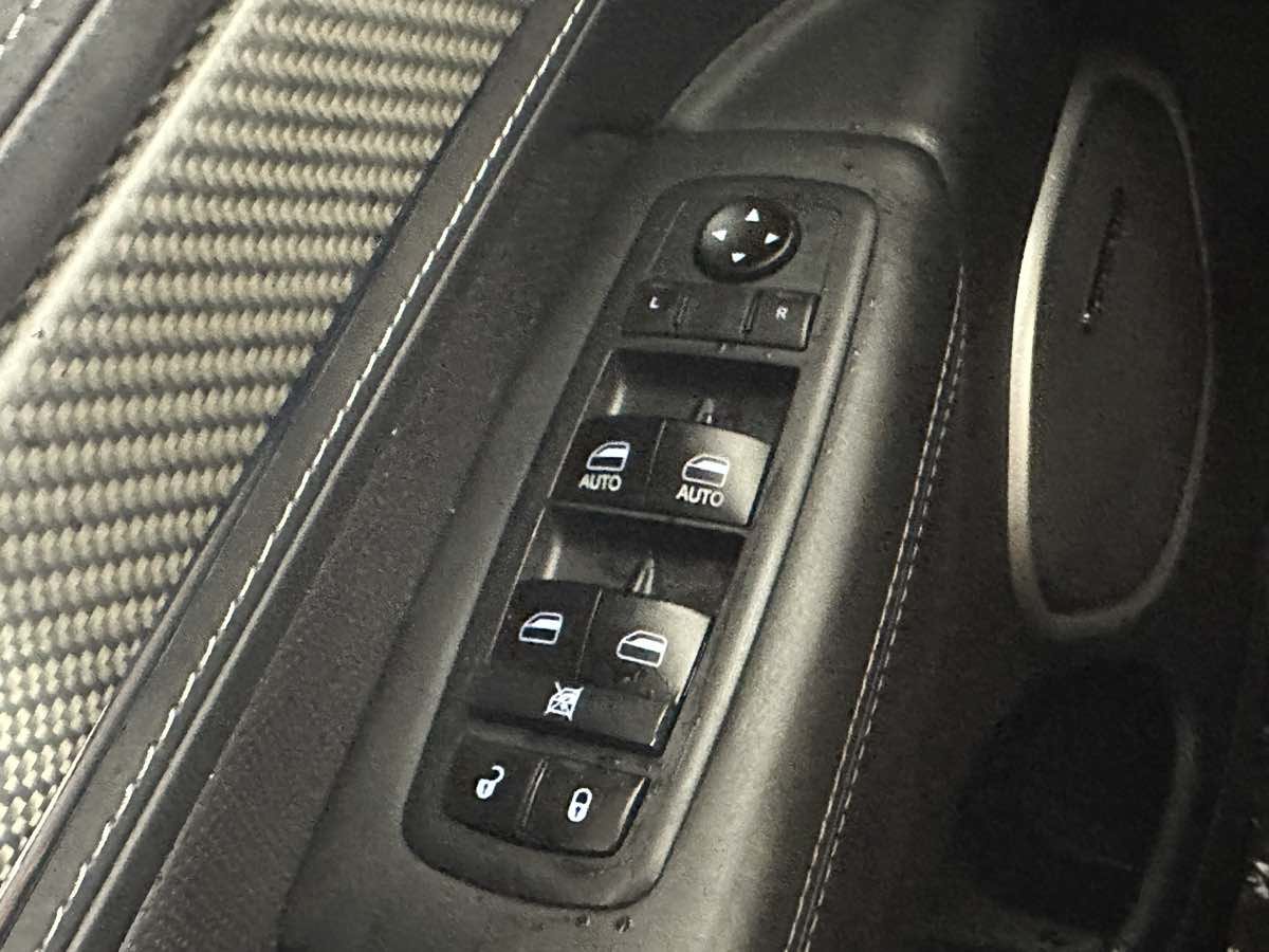 Used 2018 Jeep Grand Cherokee SRT AWD/4WD image 45